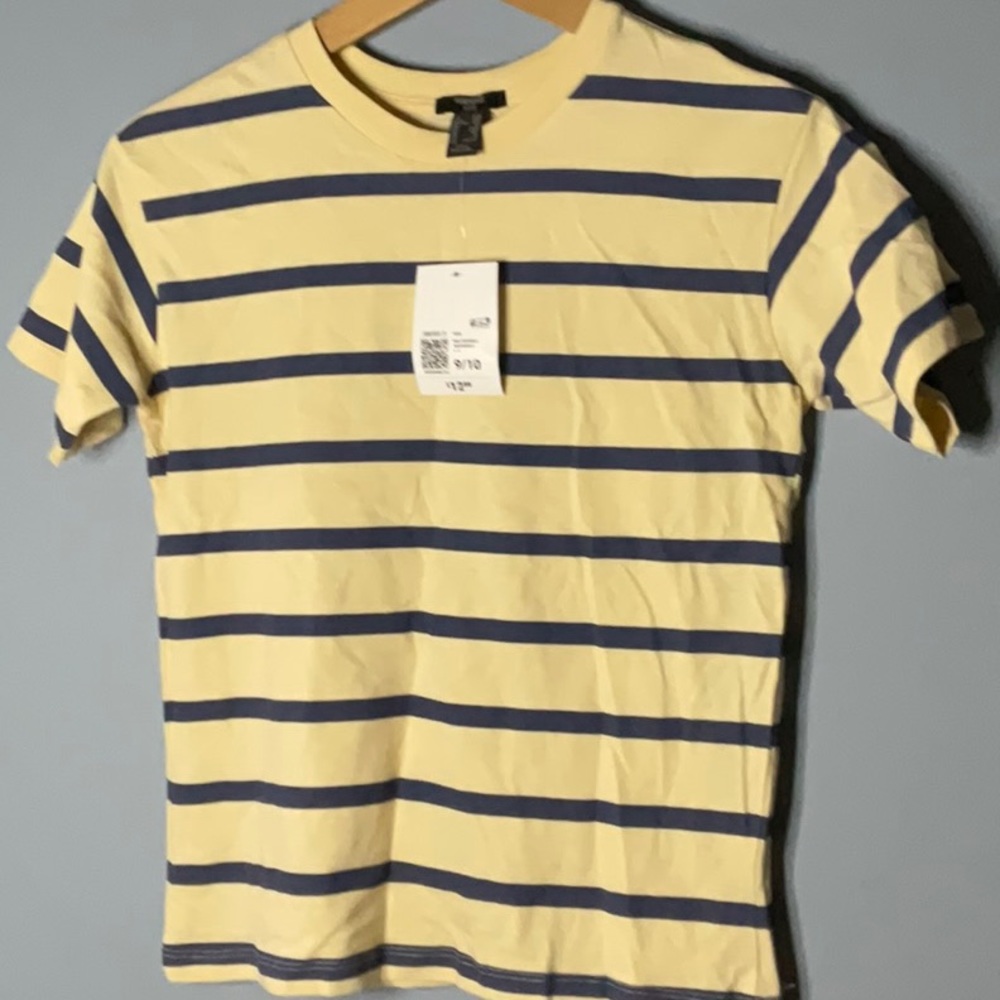 Brand new with tags unisex tee shirt kids